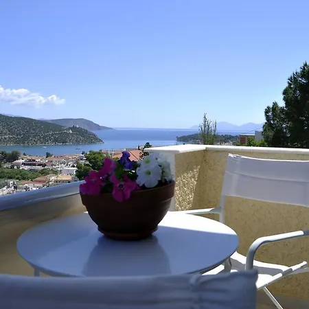 Treehouse Holiday Homes Ermioni Room photo
