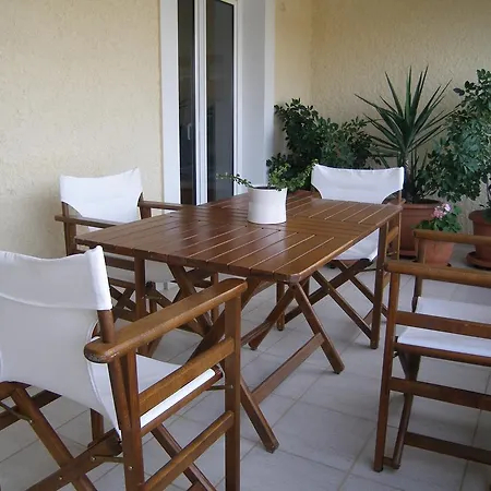 Treehouse Holiday Homes Ermioni Room photo